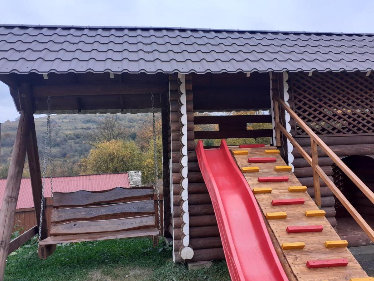 ホテル Mountain Dew Belasovitsa エクステリア 写真